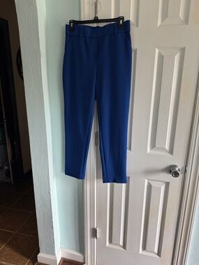Rachel Zoe Cropped Straight-Leg Pants in Royal Blue